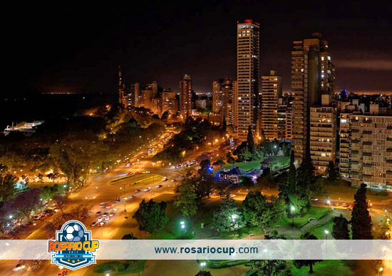 Av. Belgrano y Plaza de  las Ceibas - Rosario Argentina